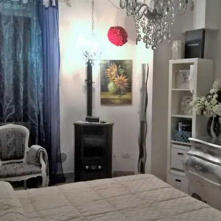 Locazione Turistica In Bilocale Sita In Via Ponte Di Ferro 2 B Apartment