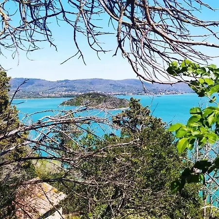 Locazione Turistica In Bilocale Sita In Via Ponte Di Ferro 2 B Gualdo Cattaneo