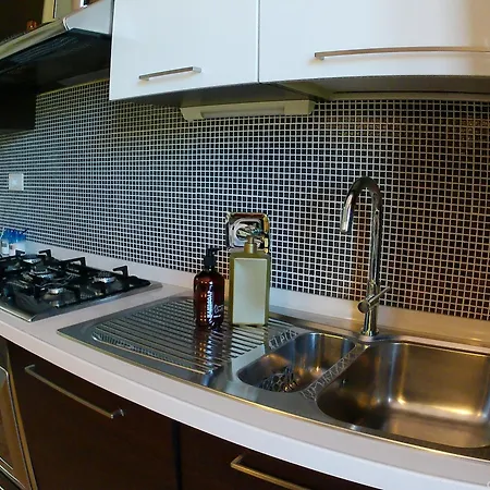 Apartamento Locazione Turistica In Bilocale Sita In Via Ponte Di Ferro 2 B *